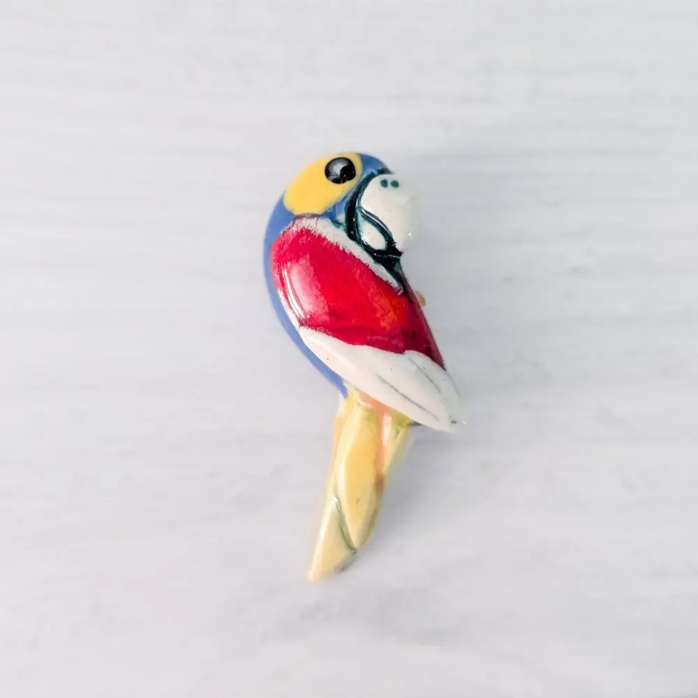 Vintage Brooch / Vintage Pin Ceramic Bird / Parrot Brooch